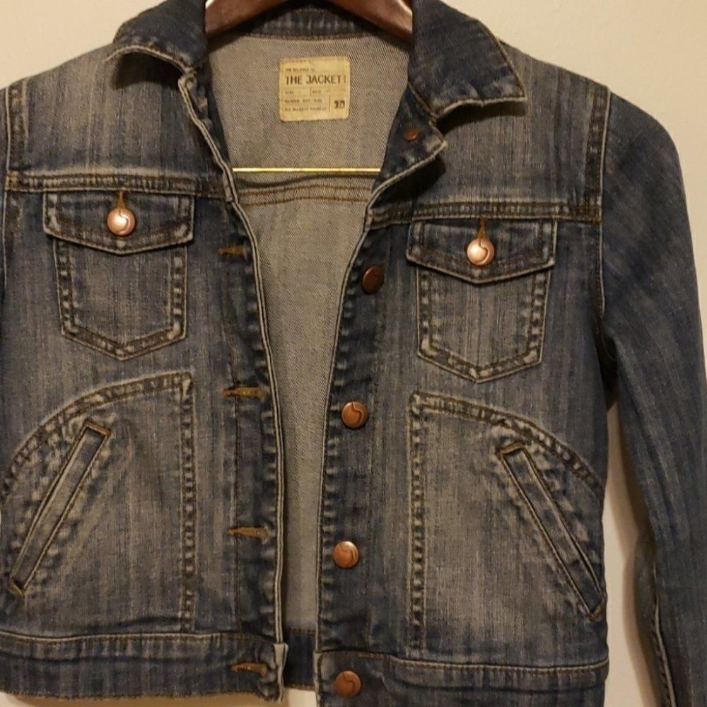 - Little girl's Joe's jean jackets‎